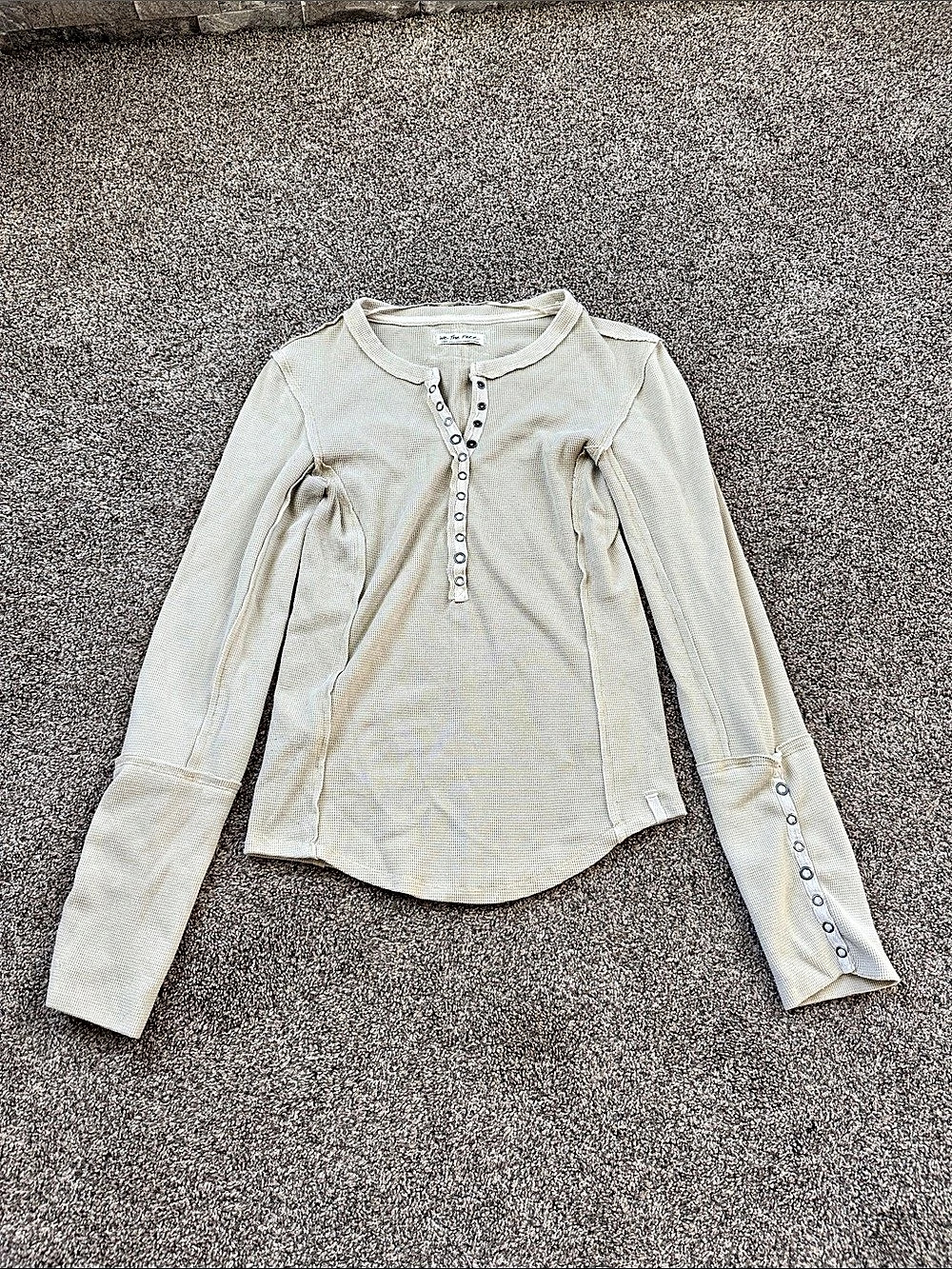 We The Free Long Sleeve Tunic in Cream Womens Large fits Medium EUC